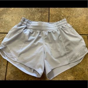 LULULEMON Lavender 4 Tall shorts!